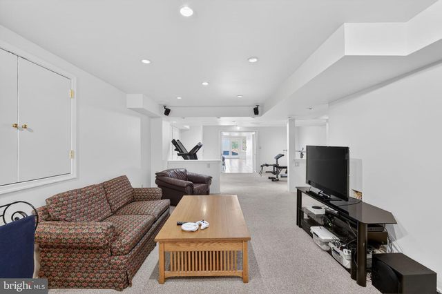 547 CARRIAGE HOUSE LN, Harleysville, PA 19438