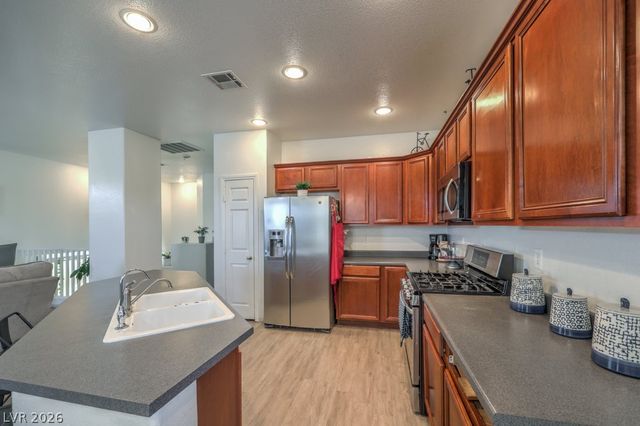 3592 Gloucester Gate Street, Las Vegas, NV 89122
