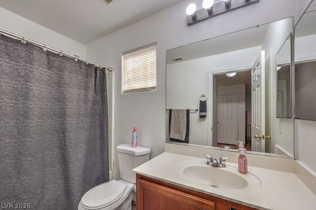 3592 Gloucester Gate Street, Las Vegas, NV 89122