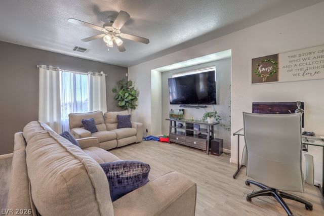 3592 Gloucester Gate Street, Las Vegas, NV 89122