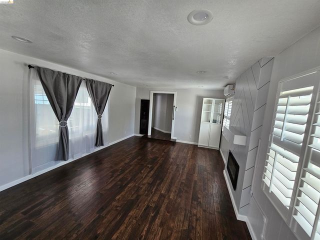 19375 Parsons Ave, Castro Valley, CA 94546