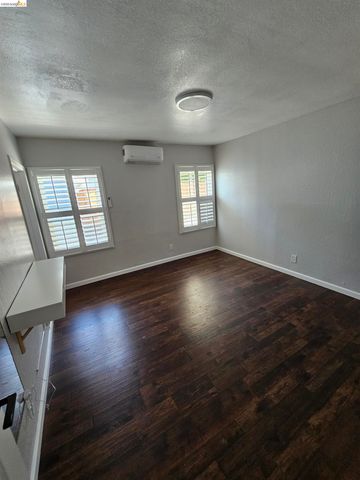 19375 Parsons Ave, Castro Valley, CA 94546