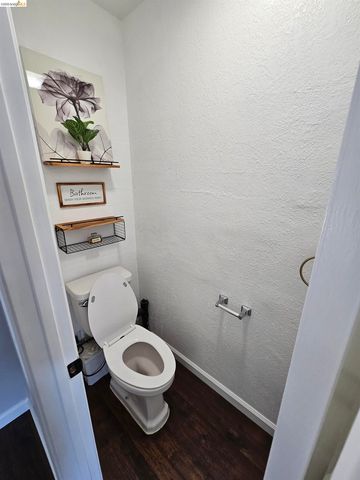 19375 Parsons Ave, Castro Valley, CA 94546