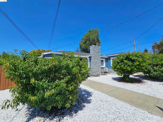 19375 Parsons Ave, Castro Valley, CA 94546
