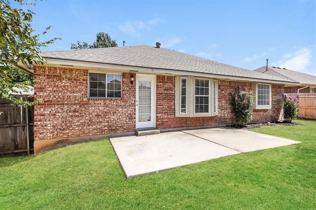 1836 Parkridge Drive, Norman, OK 73071