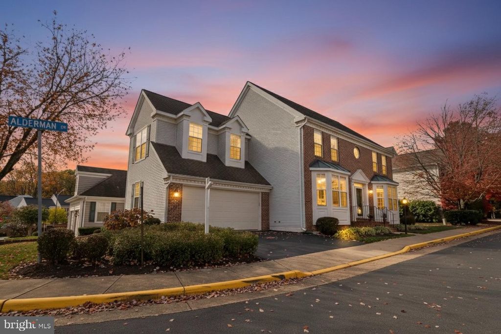 Image 1 of property listing at 6325 ALDERMAN DR, Alexandria, VA 22315