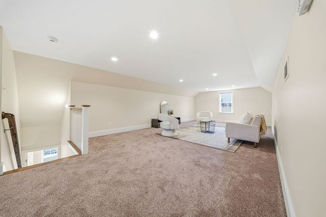 35 Marshall Rd, Wellesley, MA 02482