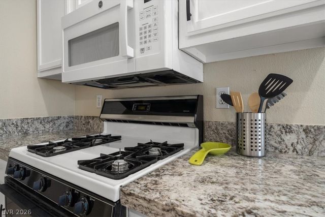 8216 Diamond Star Court, Las Vegas, NV 89145