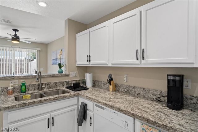 8216 Diamond Star Court, Las Vegas, NV 89145