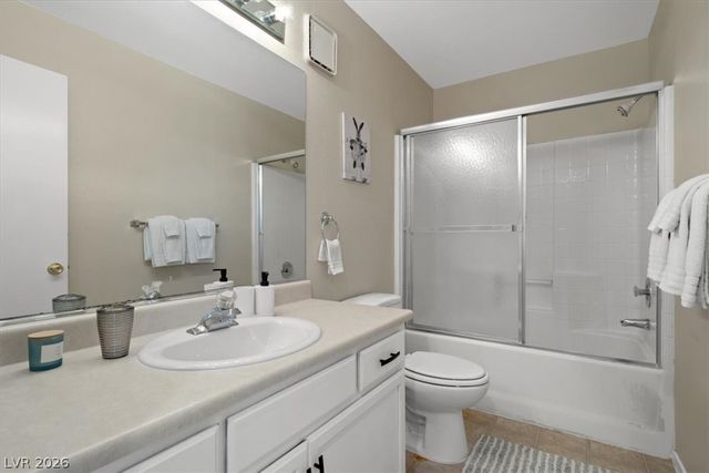 8216 Diamond Star Court, Las Vegas, NV 89145
