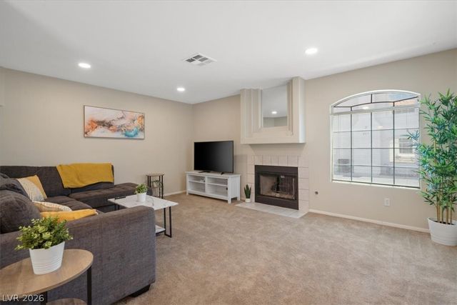 8216 Diamond Star Court, Las Vegas, NV 89145