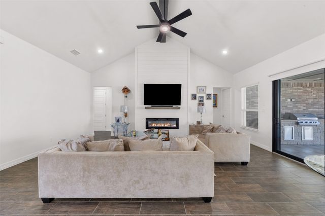 5000 Rocky Creek Drive, Nolanville, TX 76559