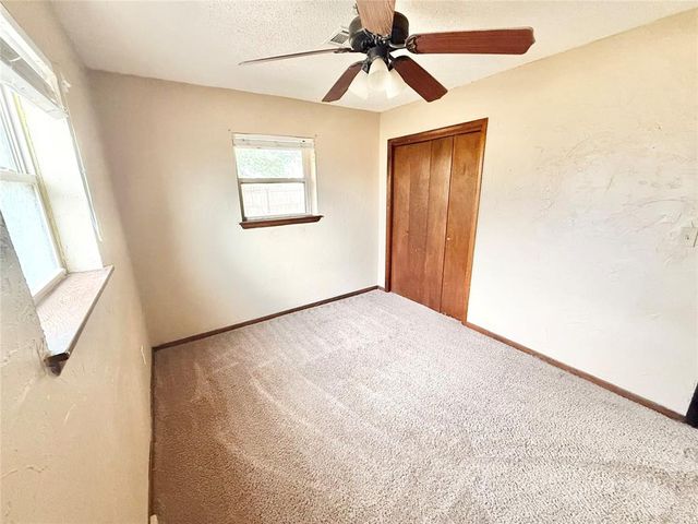 601 Sky Circle, Altus, OK 73521