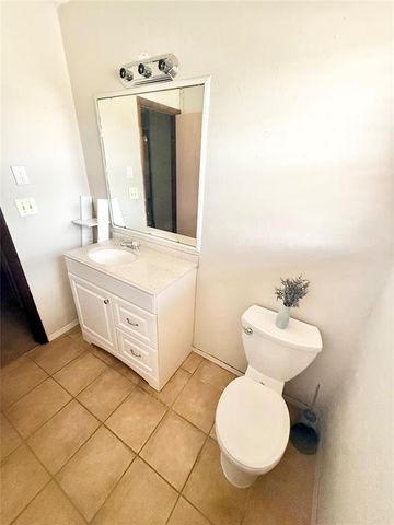 601 Sky Circle, Altus, OK 73521