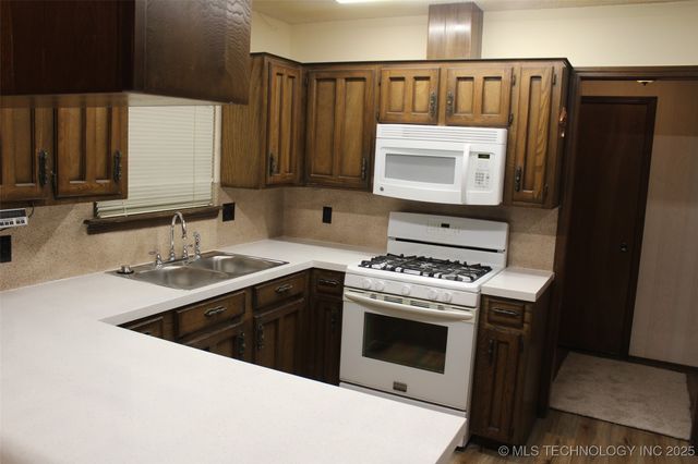 29088 S Creekside Drive, Inola, OK 74036