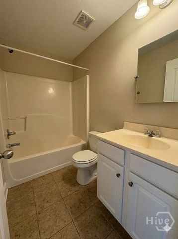 135 Oconee River Circle, Athens, GA 30605