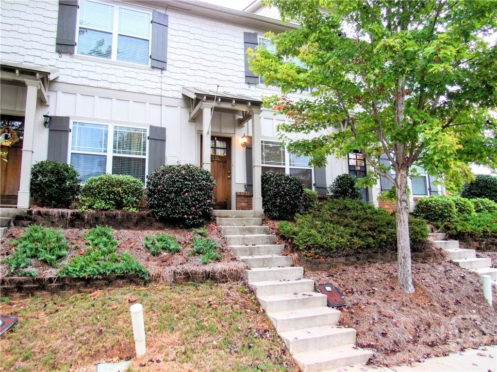 135 Oconee River Circle, Athens, GA 30605
