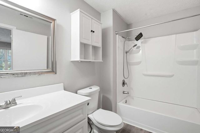 191 Cowan Road SE, Conyers, GA 30094