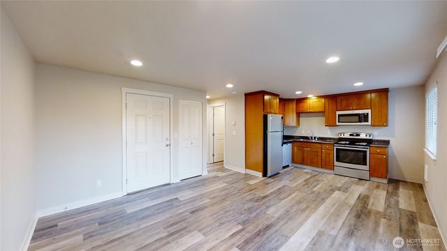 2301 S 74th Street, Tacoma, WA 98409