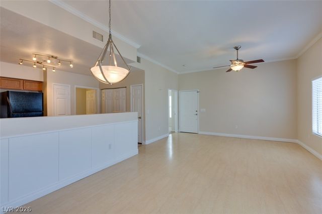 9303 West GILCREASE Avenue 2189, Las Vegas, NV 89149