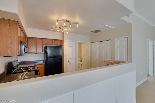 9303 West GILCREASE Avenue 2189, Las Vegas, NV 89149
