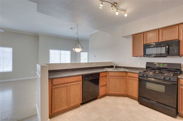 9303 West GILCREASE Avenue 2189, Las Vegas, NV 89149