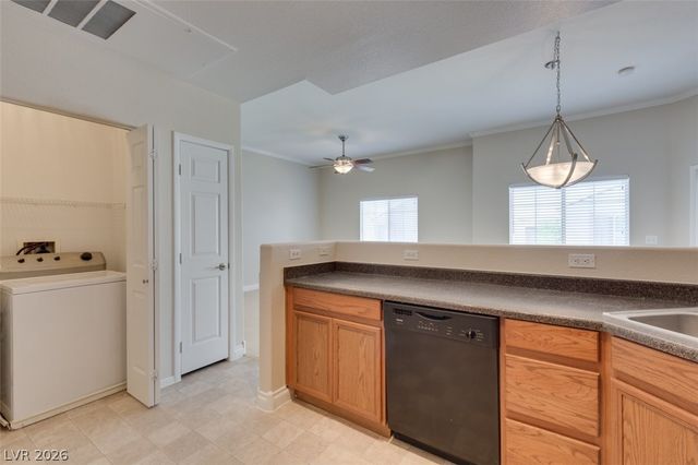 9303 West GILCREASE Avenue 2189, Las Vegas, NV 89149