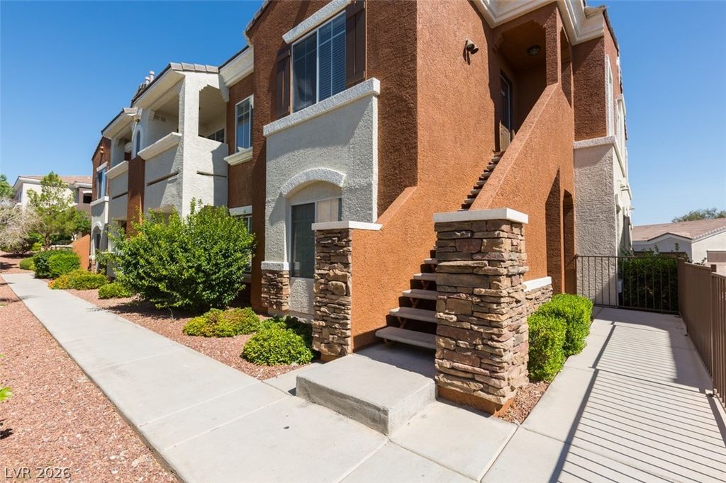 9303 West GILCREASE Avenue 2189, Las Vegas, NV 89149