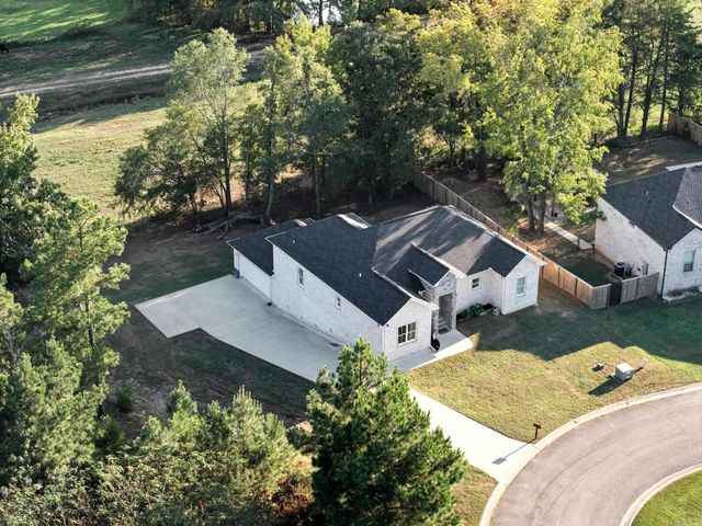 25 Indian Springs Drive, Greenbrier, AR 72058