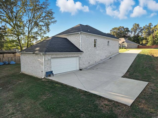 25 Indian Springs Drive, Greenbrier, AR 72058