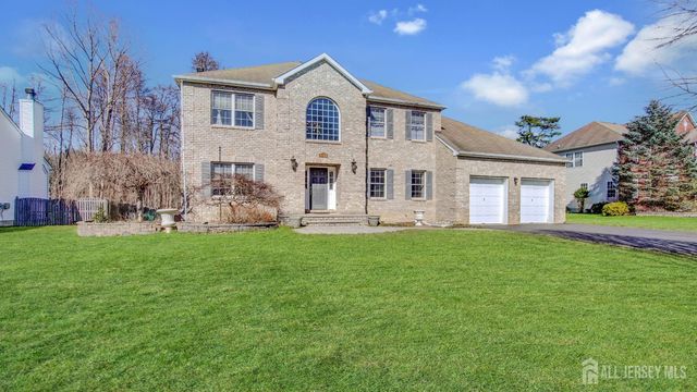 10 Arlene Drive, Monroe, NJ 08831