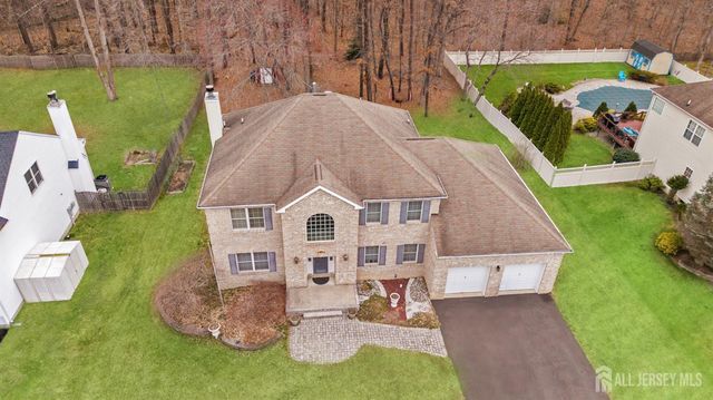 10 Arlene Drive, Monroe, NJ 08831