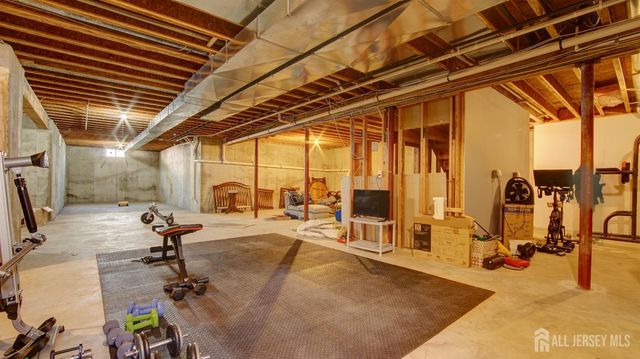 10 Arlene Drive, Monroe, NJ 08831