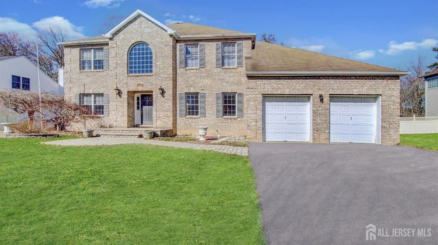 10 Arlene Drive, Monroe, NJ 08831