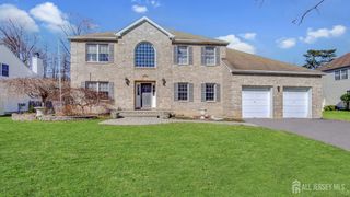 10 Arlene Drive, Monroe, NJ 08831