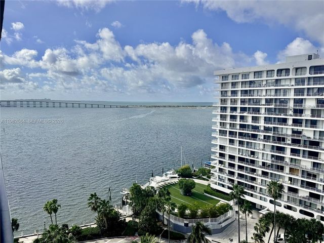 1450 Brickell Bay Dr 1405, Miami, FL 33131