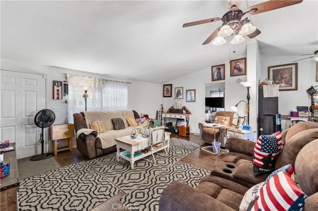 45465 25th East, Lancaster, CA 93535