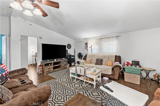 45465 25th East, Lancaster, CA 93535