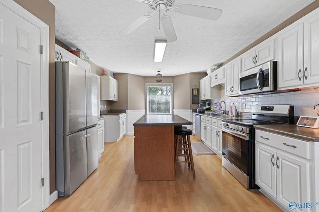 684 County Road 88, Trinity, AL 35673