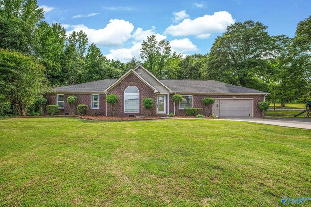 684 County Road 88, Trinity, AL 35673