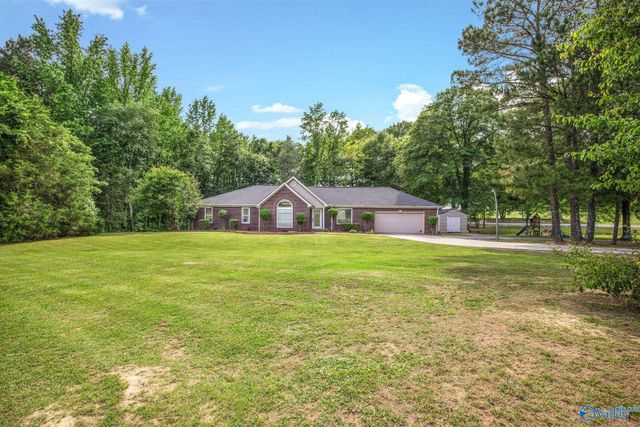 684 County Road 88, Trinity, AL 35673