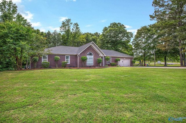 684 County Road 88, Trinity, AL 35673