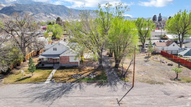 60 E 200 N, Monroe, UT 84754