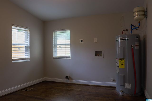 1514 35TH STREET ENSLEY, Birmingham, AL 35218