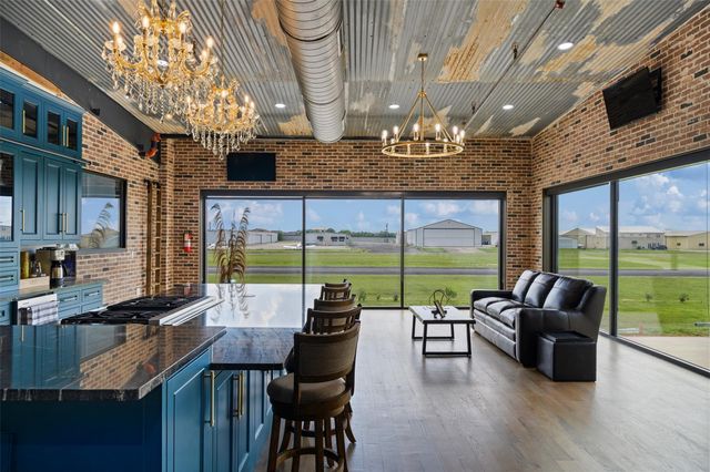 9400 Airbus Lane, Mckinney, TX 75071