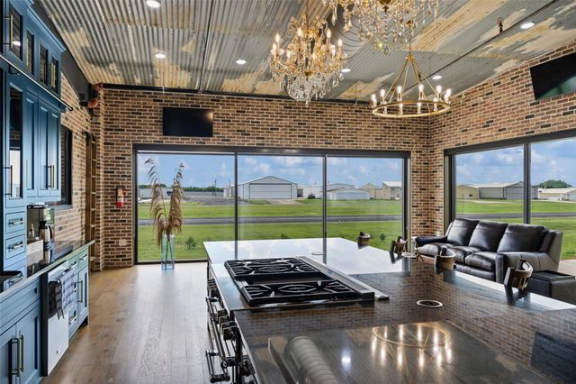 9400 Airbus Lane, Mckinney, TX 75071
