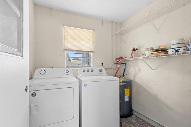 401 DE GRASSE PLACE 18, Sun City Center, FL 33573