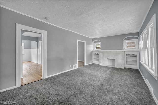 11312 Dove Avenue, Cleveland, OH 44105