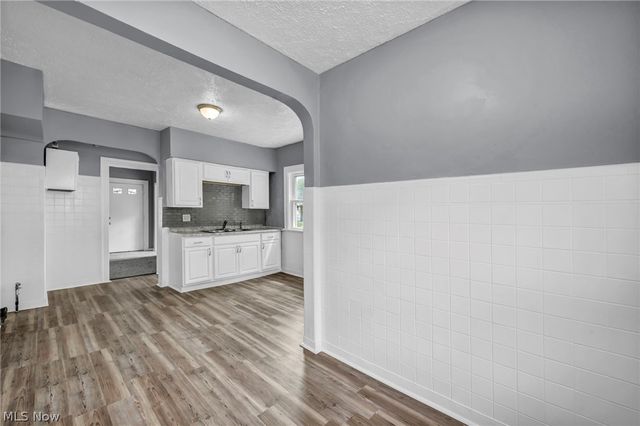 11312 Dove Avenue, Cleveland, OH 44105