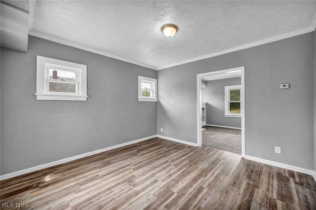 11312 Dove Avenue, Cleveland, OH 44105